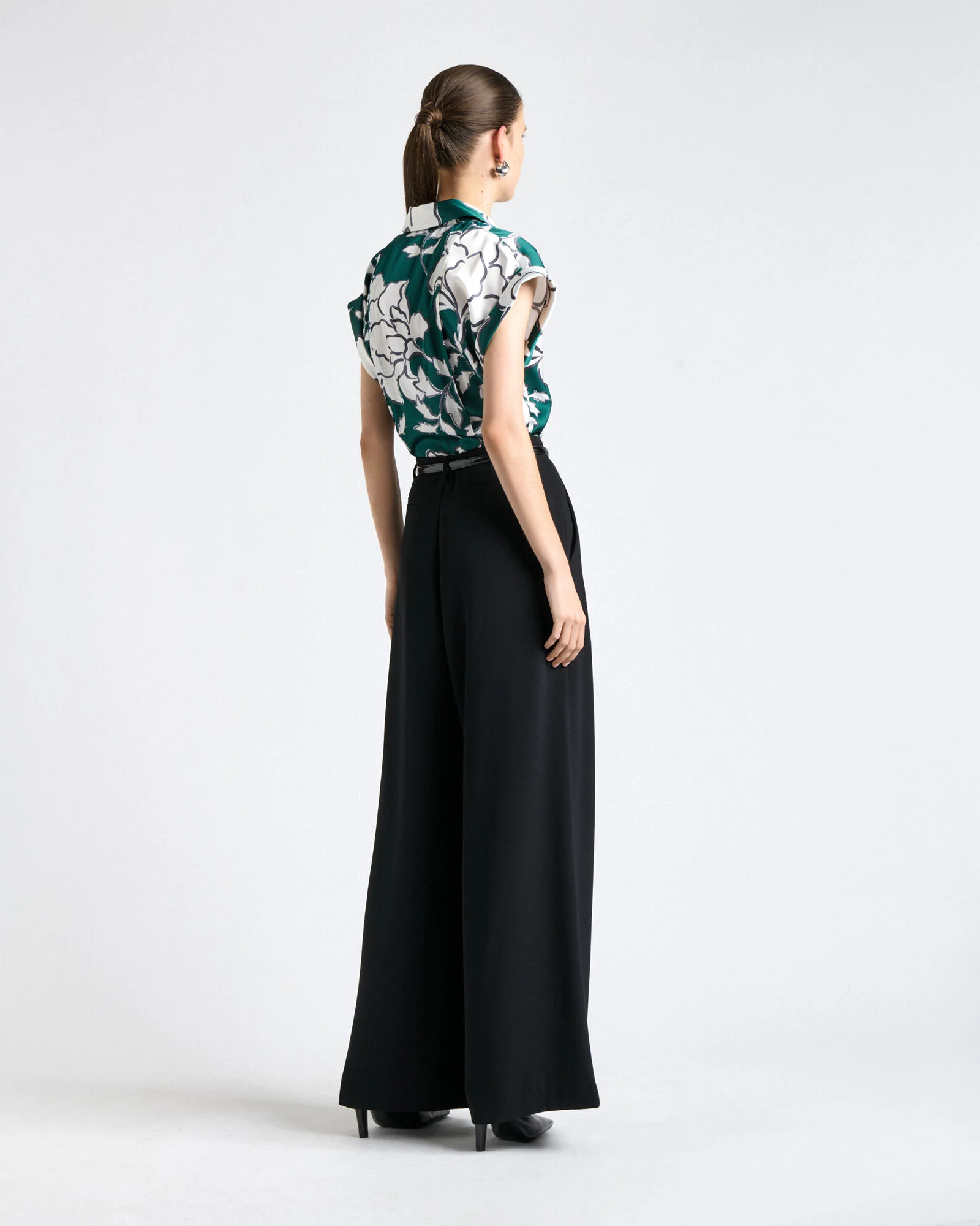 Graphic Floral Satin Tilt Sleeve Blouse - Image 6