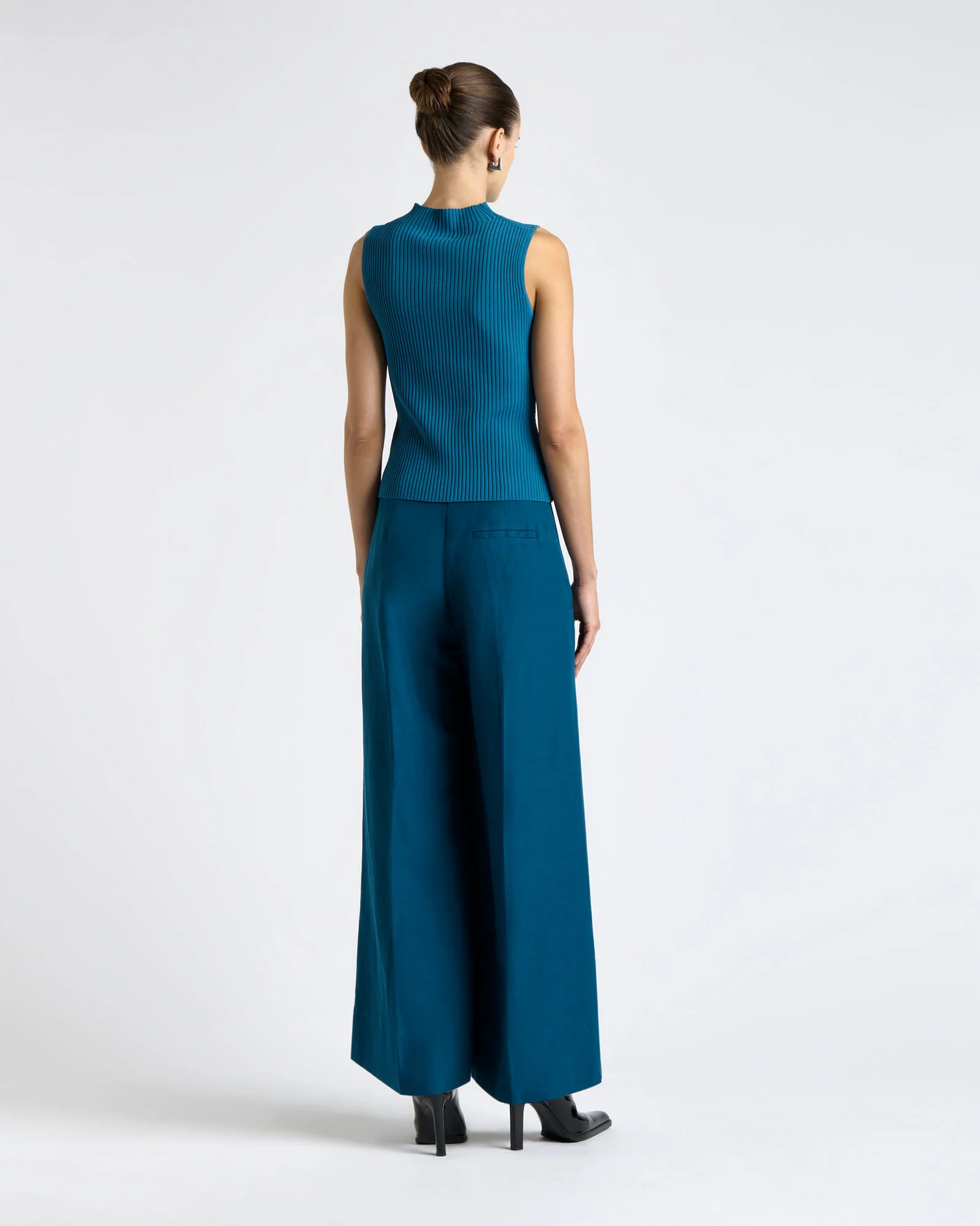 Teal Diagonal Ribbed Knit Tank - Image 4